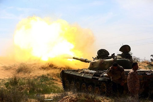 ليبيا: اشتباكات وسط العاصمة طرابلس وضواحيها