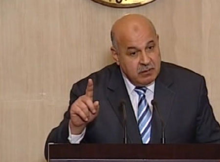 تعزيزات أمنية في محيط القصر الرئاسي بمصر..والمعارضة تحشد لمظاهرات الغد  