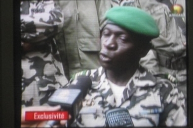 قائد الإنقلاب في مالي ينفي شائعات مقتله ووزير الخارجية اللبناني يؤكد للانتقاد أن "الجالية هناك بخير"

