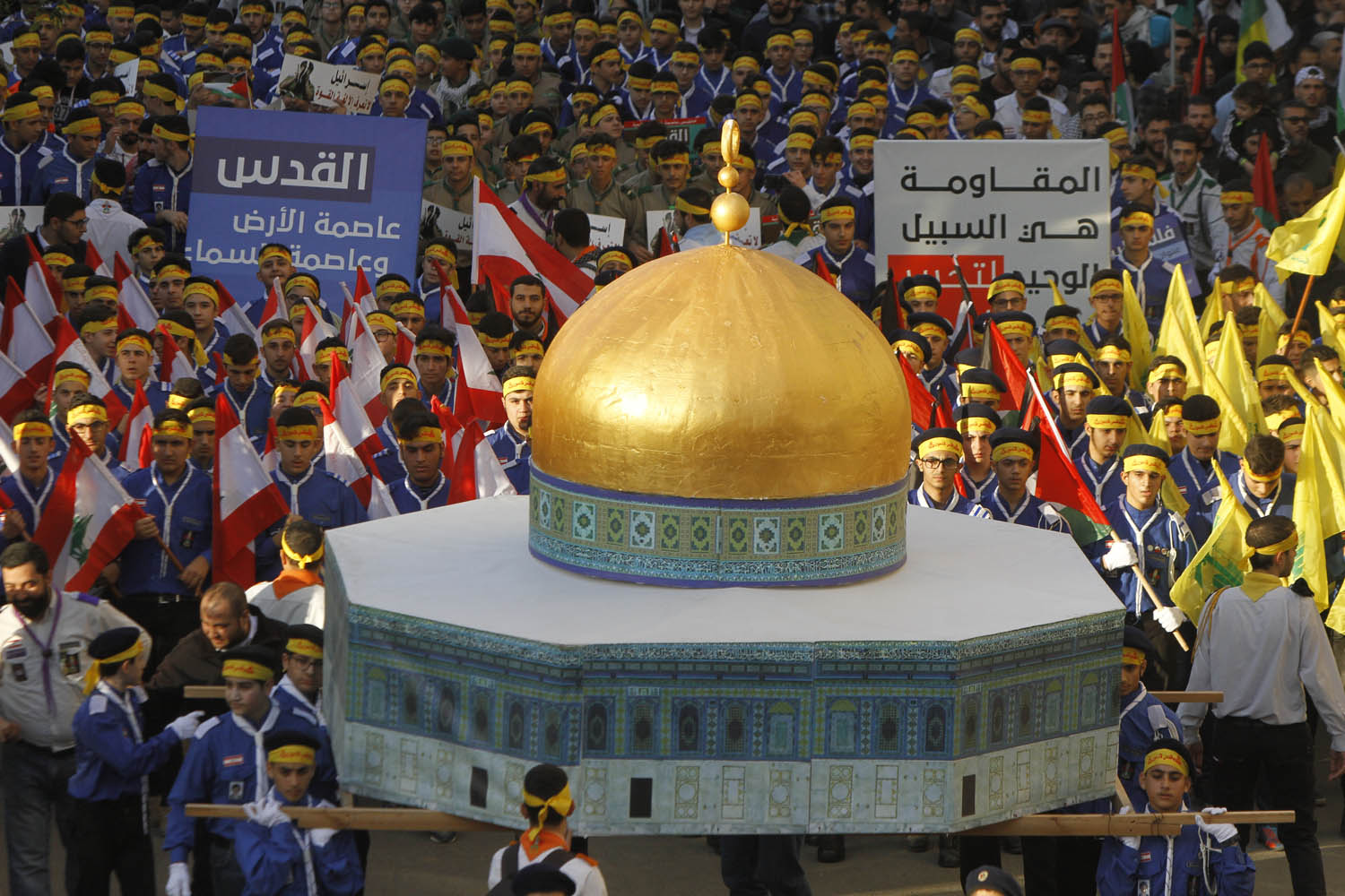 تظاهرة جماهيرية ضخمة في الضاحية تضامناً مع القدس