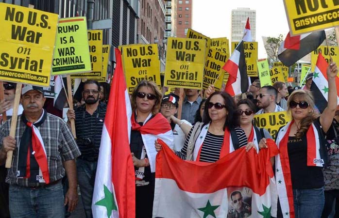 بالصور: مسيرات في شوارع لوس أنجلوس احتجاجاً على العدوان الثلاثي على سوريا