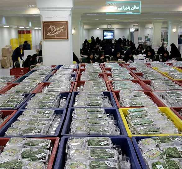 موائد الإفطار في العتبة الرضوية