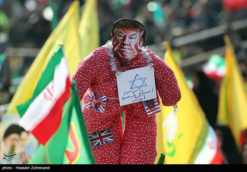 طوفان بشري يجوب محافظات إيران إحياءً للذكرى الـ39 لانتصار الثورة الإسلامية