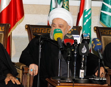 حفل استقبال لآية الله الشيخ النجفي في المجلس الإسلامي الشيعي الأعلى 