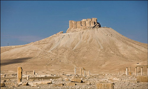 الجيش السوري يستعيد قلعة تدمر وتلة السيرياتيل ويقتل 29 إرهابياً من &rsquo;داعش&rsquo;