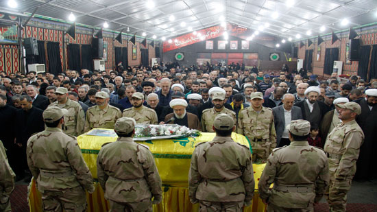 حزب الله وأهالي الضاحية يشيعون الشهيد علي الهادي حسين وهبي