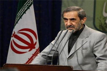 طهران تفتتح المؤتمر الأوّل للأساتذة الجامعيين حول الصحوة الاسلامية برعاية نجاد