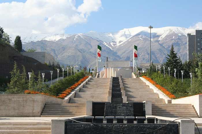 إيران من الداخل حضارة وثقافة وتطور علمي وتكنولوجي