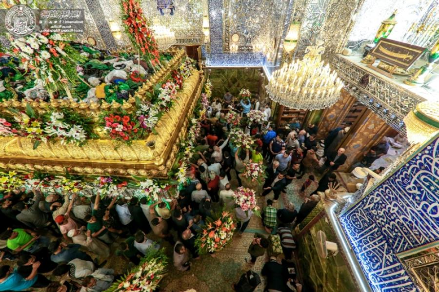 مدينة النجف الأشرف تستقبل الزوار احتفالاً بولادة الإمام علي (ع)