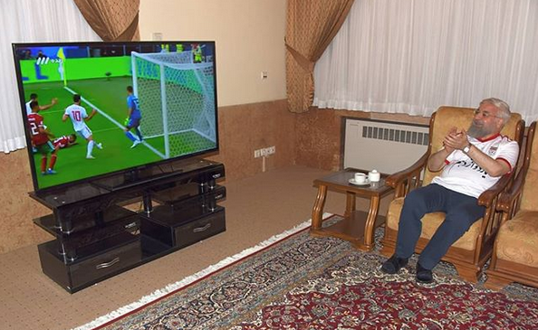 كيف تابع الرئيس روحاني مباراة المنتتخب الإيراني؟